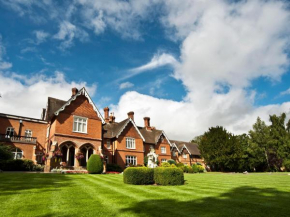  Audleys Wood Hotel, Basingstoke  Бэсиннгстоук